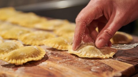 Red Tomato Ravioli: A Homemade Italian Delight